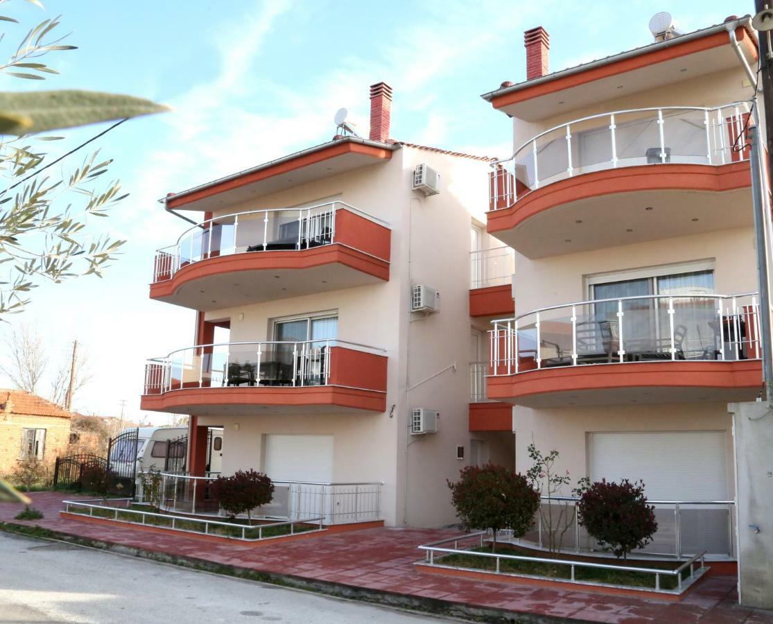 Sinanis Family Apartments Keramoti  Ngoại thất bức ảnh
